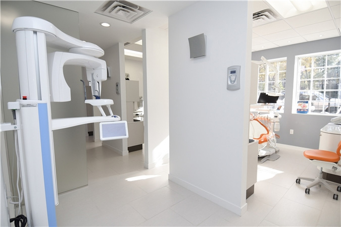 Dentist Rego Park